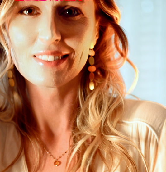 Euro Gold motif stud Earrings B91A