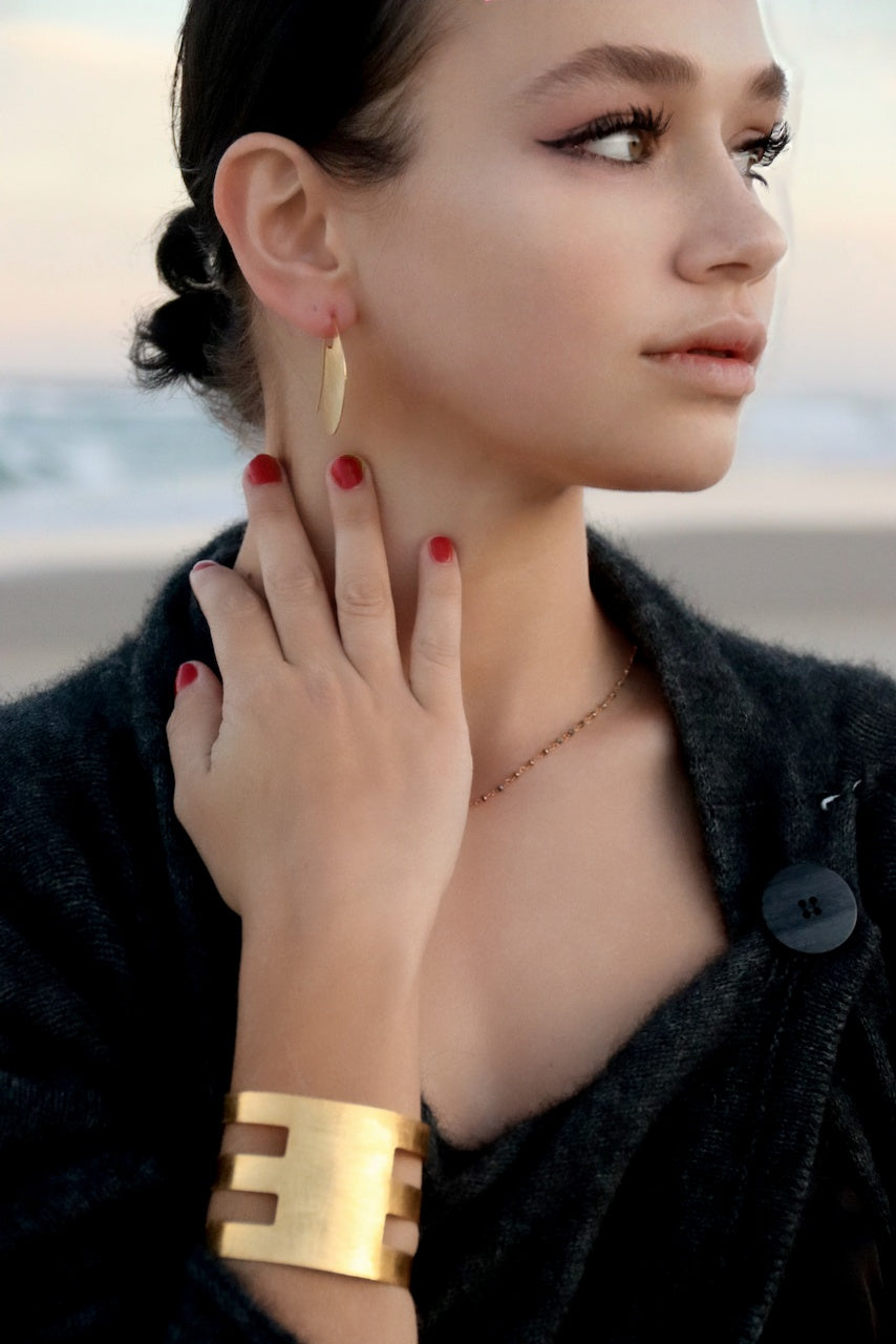 Euro Gold Cuff bangle A41