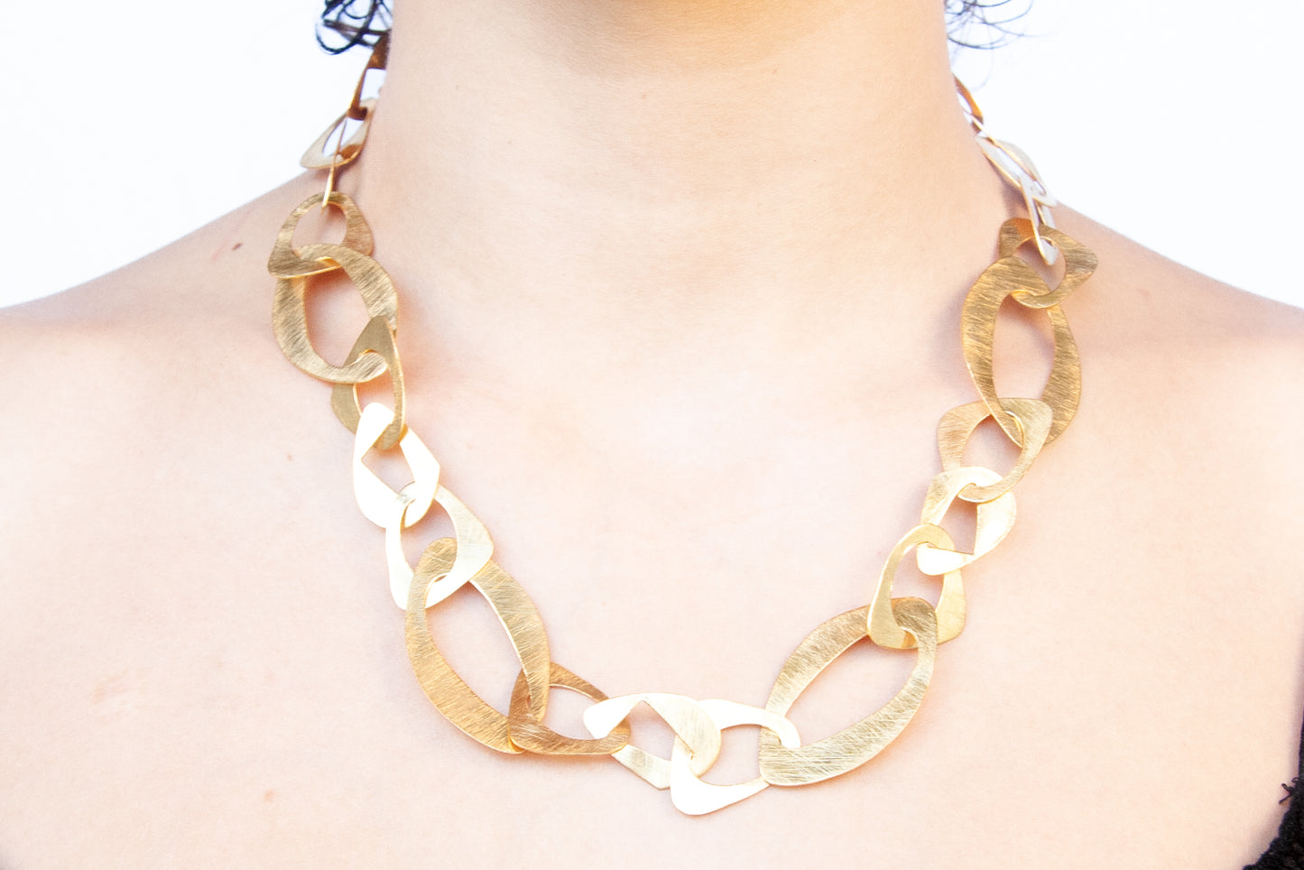 Euro gold magnificent linked necklace A90