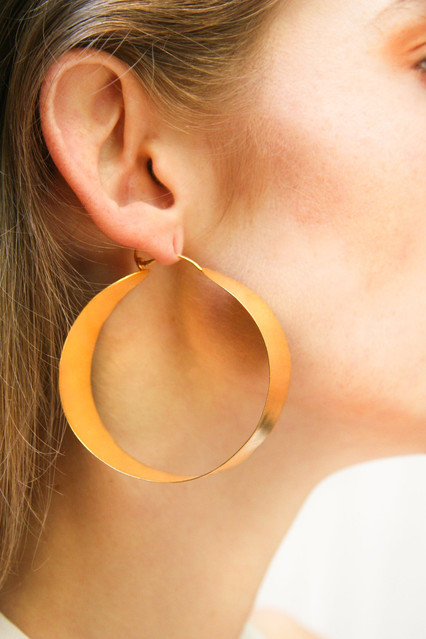 Euro Gold B33 As worn by Poh on Masterchef 2024