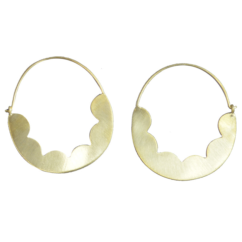Euro Gold Scallop Hoop Earrings B27