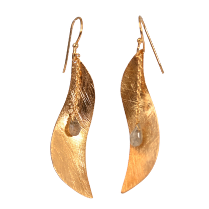 Euro Gold Gemstone Curl A290