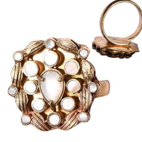 Mother of Pearl Ribbon Ring on an open sized band. BR14mop