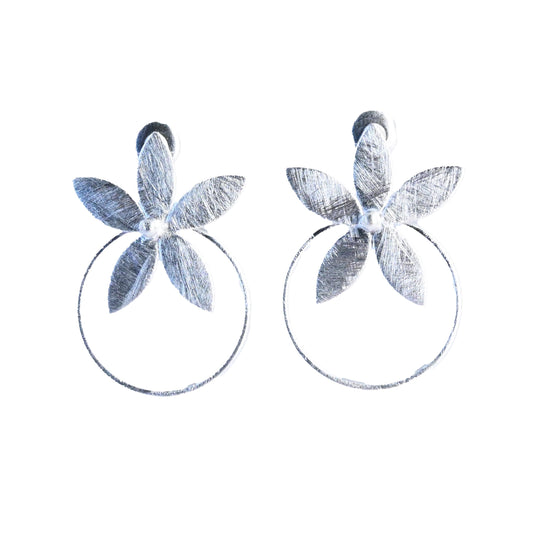 Piccolo Earrings- Silver Wash P135