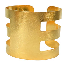 Euro Gold Cuff bangle A41