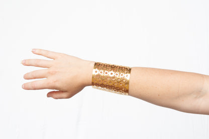 Euro Gold Cuff bangle A42