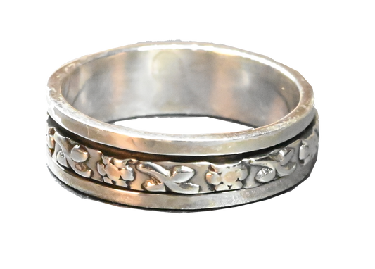 6mm Floral Spinner Ring   lux IARS5