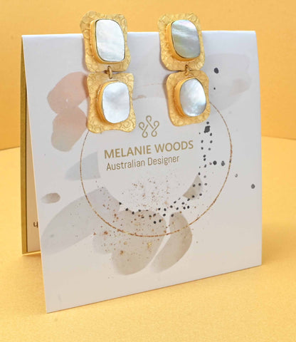 Diva Gold  Earrings Shell.  2 colorway's
