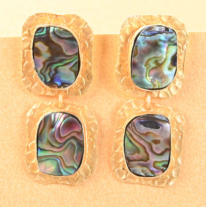 Diva Gold  Earrings Shell.  2 colorway's