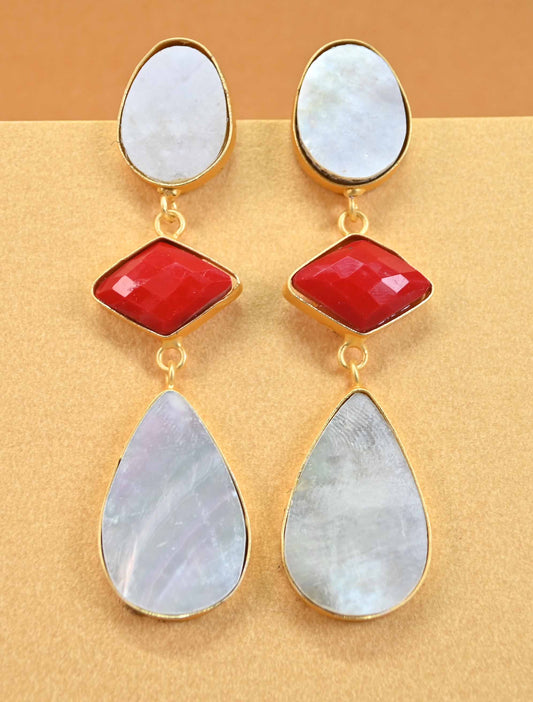 Diva Gold  Earrings Shell. 2 colourway's