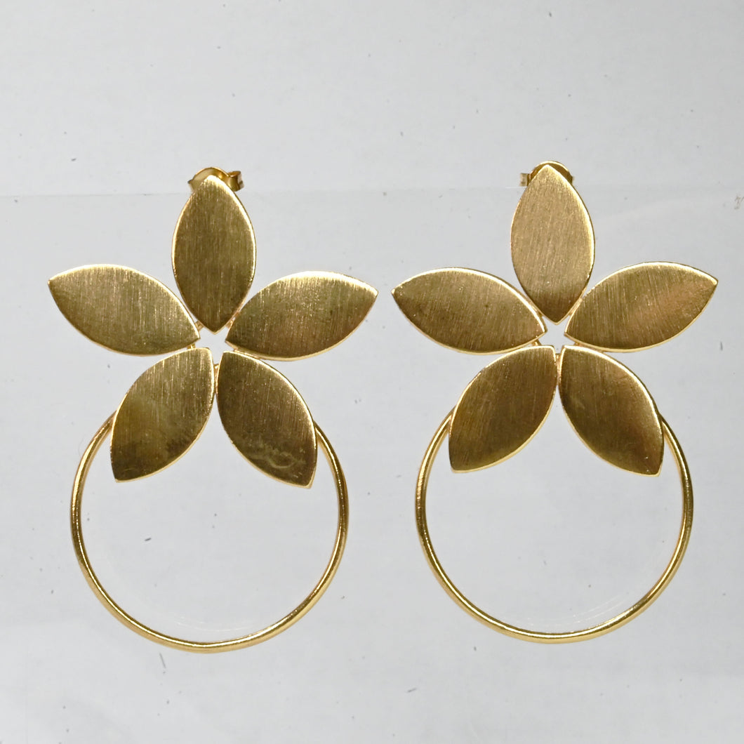 Euro Gold motif long hook Earrings B130b