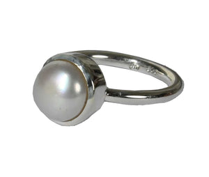 Pearl Ring Lux