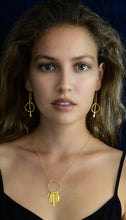 Euro Gold Fringed Circle Necklace 60 cm A49a