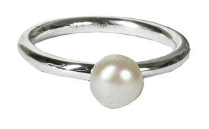 Pearl Ring Lux